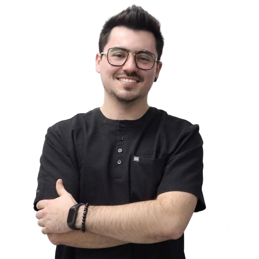 Dr. Javier Lineros - Fundador - Dip Implantología